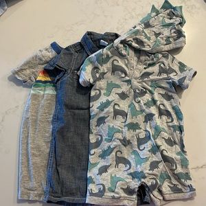 Size 12 Month Bodysuits BabyGap 3 Pieces
